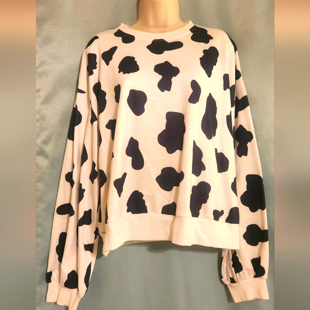 Cow print crop top